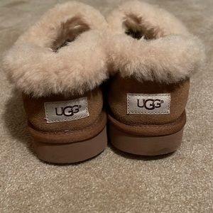 Ugg house shoes 🤎✨